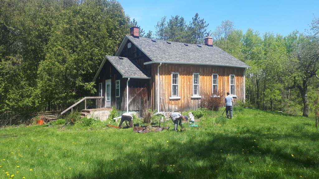 The Schoolhouse in the Woods: An Earth Day Long&nbsp;Read